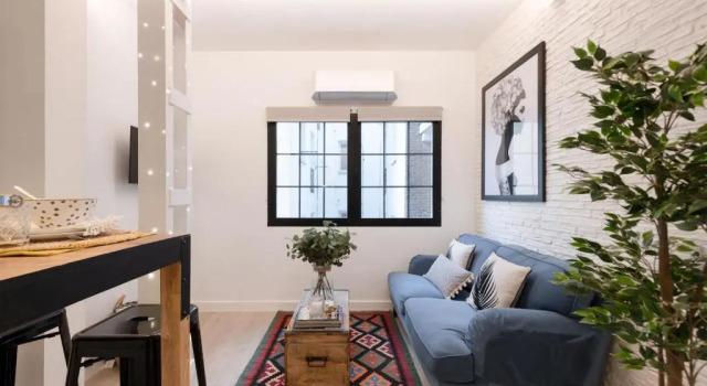 Апартаменты Cozy Apartment Salamanca Neighborhood