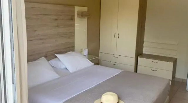 Студия Poseidon Studios & Apartments