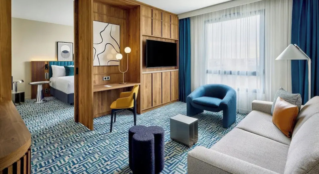 Люкс Courtyard by Marriott Lyon Eurexpo Stadium