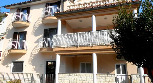 Апартаменты Villa Luma Apartments