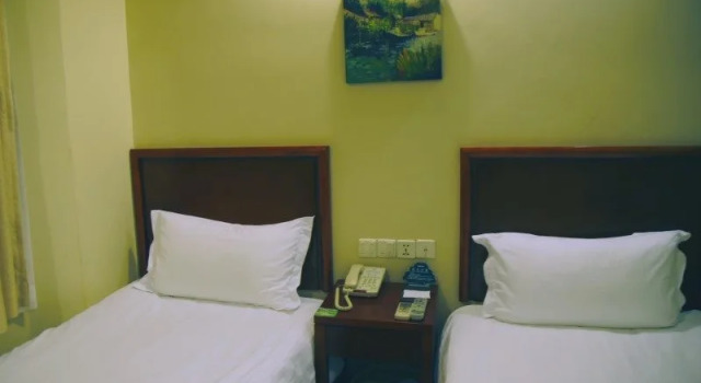 Greentree Inn Taizhou North Qingnian Road Express Hotel