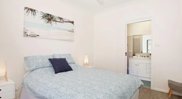 Bayview - Absolute Waterfront with Jetty - 5 Mins to Hyams Beach