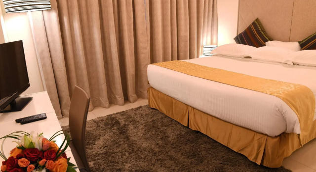 Gulf Suites Hotel Amwaj