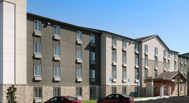 Extended Stay America Suites - Minneapolis - Airport - Mendota Heights, Varaa Huoneistohotelli Hotellit Minnesota pysäköinnillä, Pysäköinti
