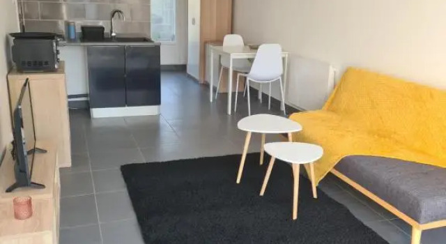 Jolie studio au calme avec jardin privatif., Varaa Huoneisto Argenteuil 