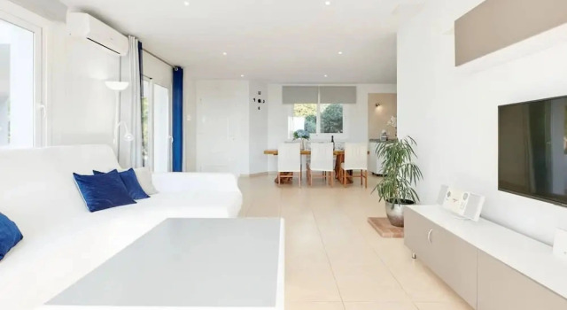 Villa Ses Abelles in Sant Josep de Sa Talaia, Prenota Villa Sant Josep de sa Talaia. Ibiza