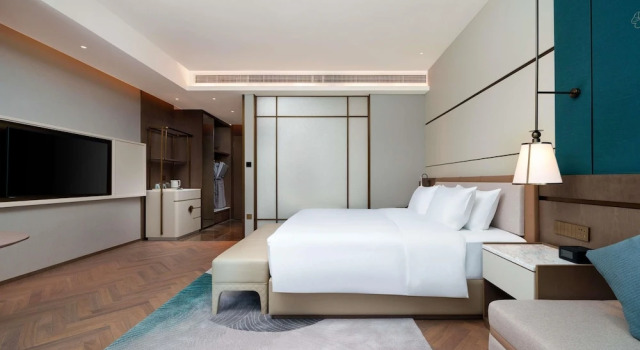 Двухместный номер Deluxe с видом на озеро Grand Mercure Hangzhou Qingshan Lake