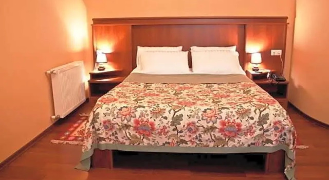 Номер Standard Aristocrat Hotel