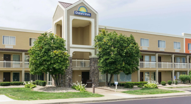 Days Inn Louisville Airport Fair And Expo Center, Rezerwuj Hotel Hurstbourne 
