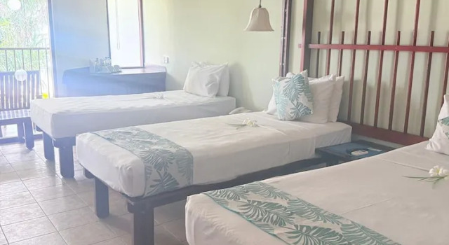 Трёхместный номер Deluxe с балконом Koggala Beach Hotel