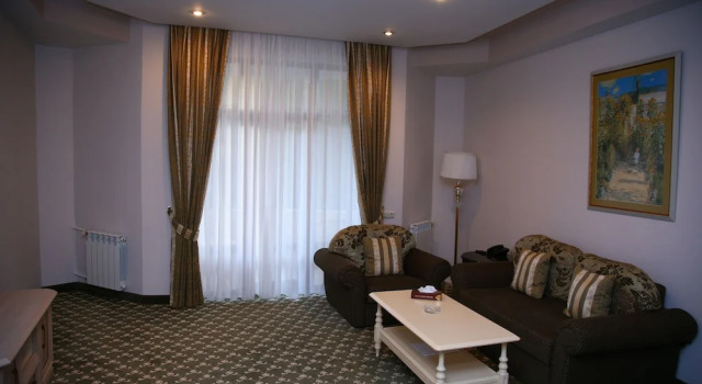 Номер Deluxe c 1 комнатой с балконом Отель Multi Rest House