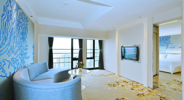 Люкс с красивым видом из окна Vienna Classic Hotel Shenzhen Zhongying Street