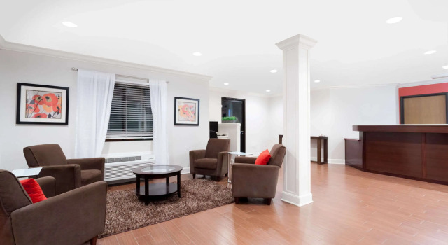 Ramada by Wyndham Tell City, Varaa Hotelli Tell City Indiana