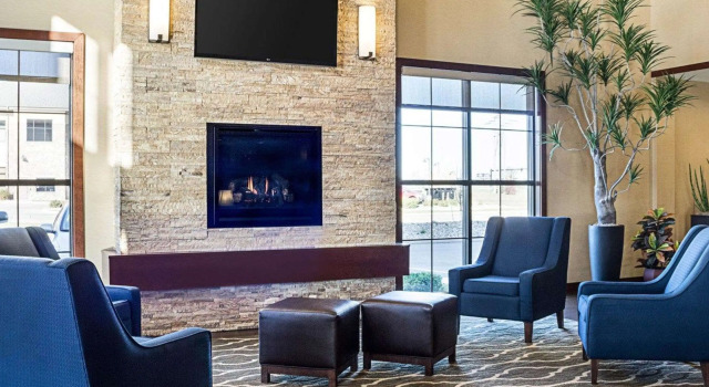 Comfort Suites Fargo Medical Center