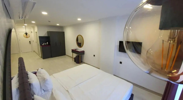 Karikatur Bi Hotel