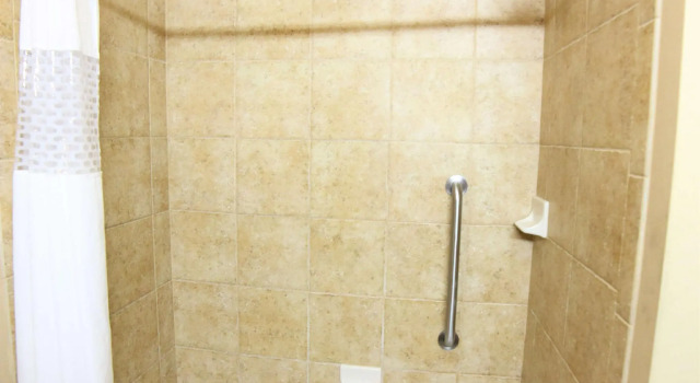 Четырёхместный номер Standard Hampton Inn Seguin