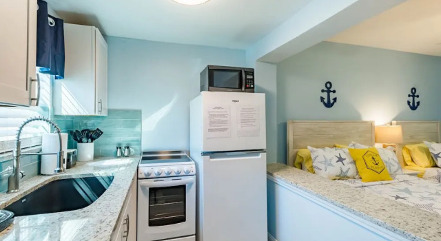 Студия Standard Upham Beach Inn