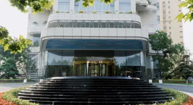 Lake Resort Hotel  Tianle  Jiangyang, Prenota Resort Hotel a Jiangsu con parcheggio, Parcheggio
