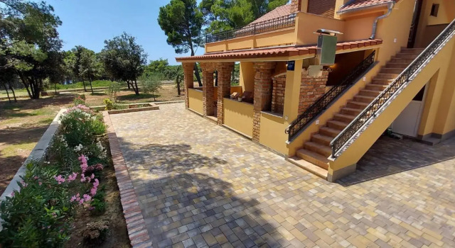 Kandarola Resort, Varaa Lomakeskus Hotellit Kvarner Islands uima-altaalla, Uima-allas