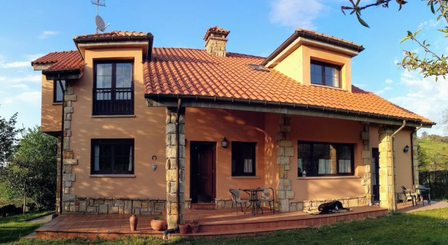 3 Alpacas, Prenota Hotel Villaviciosa 