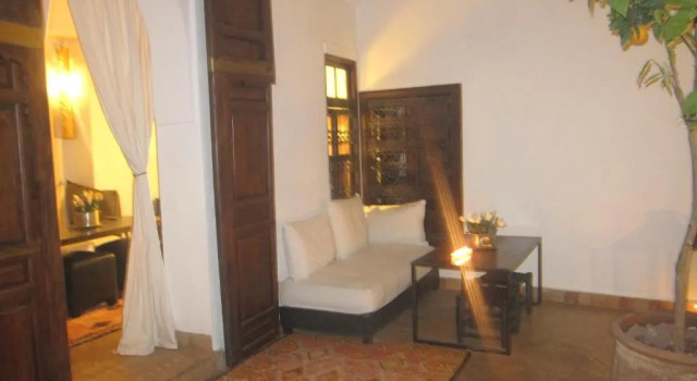Camera Standard Riad AZZA