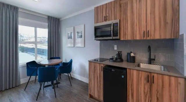 Двухместный люкс Prestige Kamloops Hotel, WorldHotels Crafted
