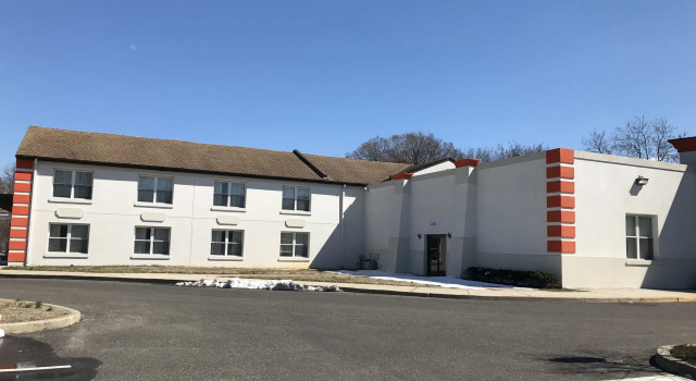 Travelodge by Wyndham Bellmawr