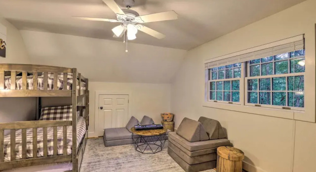Tranquil Hendersonville Cabin w/ Mountain Views!