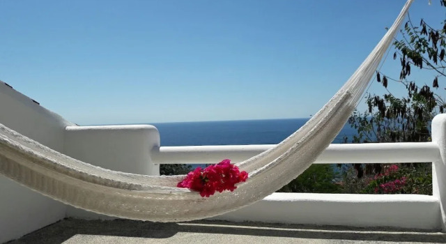 Полулюкс с балконом Villa Mykonos