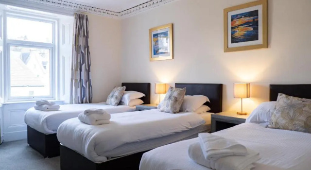 Трёхместный номер Corran House Guest House