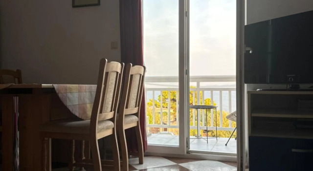 Apartmani Mlikotić, Varaa Hotelli Dugi Rat Split Region