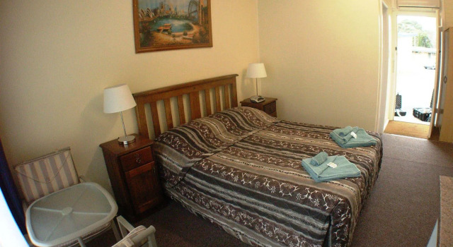 Southern Right Motor Inn, Забронировать Отель Отели Уоррнамбул 3 звезды, 3*