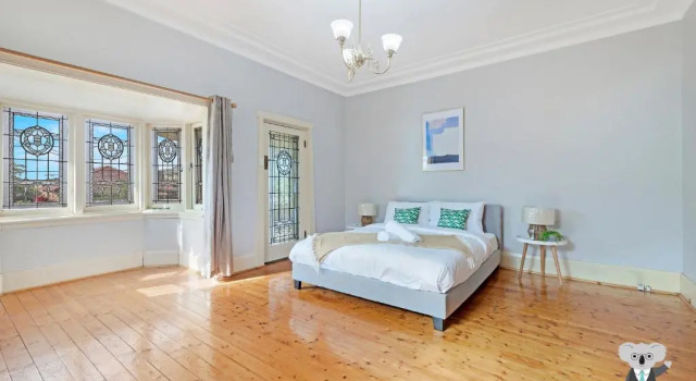 Kozyguru Campsie Oldie But Goodie Look 4 Bed House Nca011