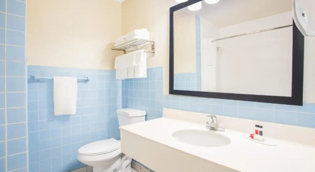 Четырёхместный номер Standard FairBridge Inn Express Buffalo Airport Williamsville