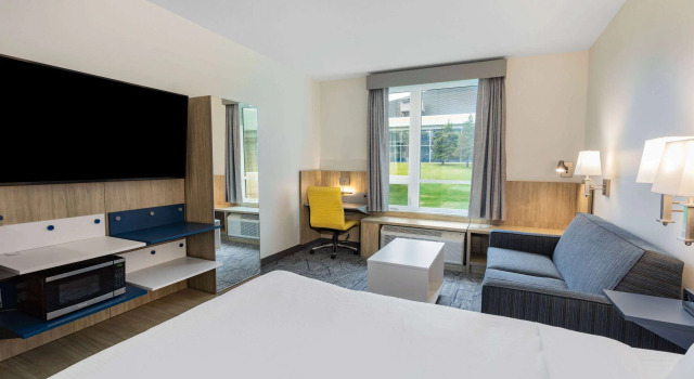 Microtel Inn & Suites by Wyndham Summerside, Buchen Sie Hotel Hotels in Prince Edward Island mit Pool, Schwimmbad