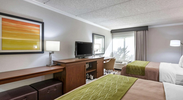 Comfort Inn Anaheim Resort, Забронировать Курортный отель СПА-отели Анахайм, рядом с Business Expo Center, SPA-услуги