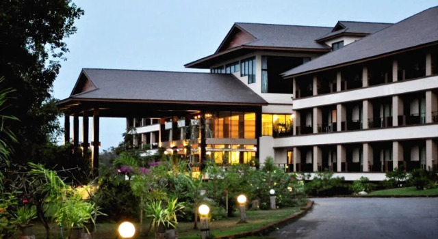 Hillside Country Home Golf & Resort