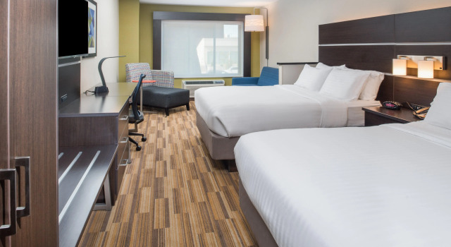 Holiday Inn Express Hotel & Suites Bismarck, an IHG Hotel, Buchen Sie Hotel Bismarck North Dakota