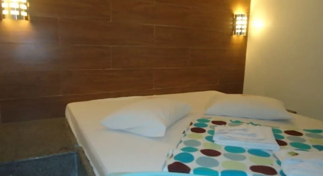Motel Paloma, Забронировать Мотель Отели Гояния с парковкой, Парковка