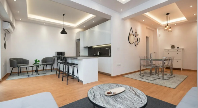 Modern Family Apartment near Acropolis