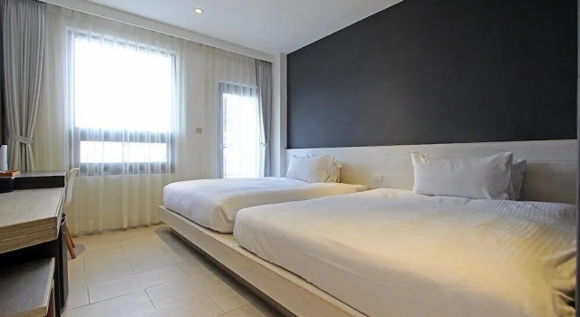 Четырёхместный номер Standard с балконом Guesthouse Ocean View