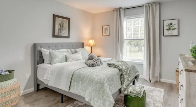 Luxe Living! Apt 1 Mi to West Haven Medical Center, Rezervovat Apartmán West Haven Connecticut