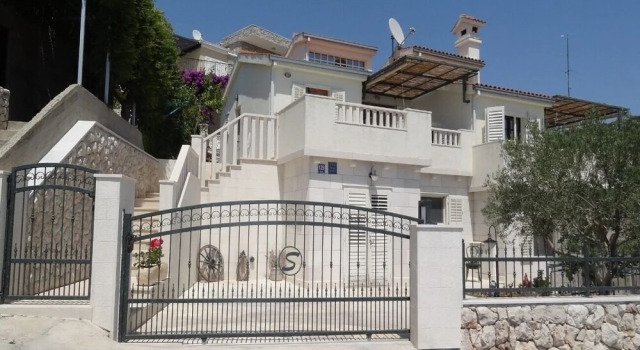 Branka - 30 m From Beach - A1 Zeleni