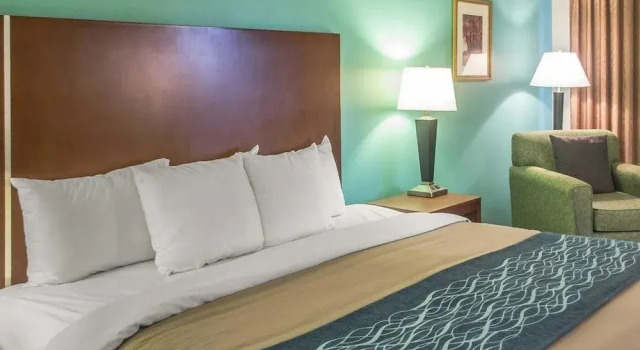 Days Inn By Wyndham Austintown, Prenota Hotel Austintown Ohio