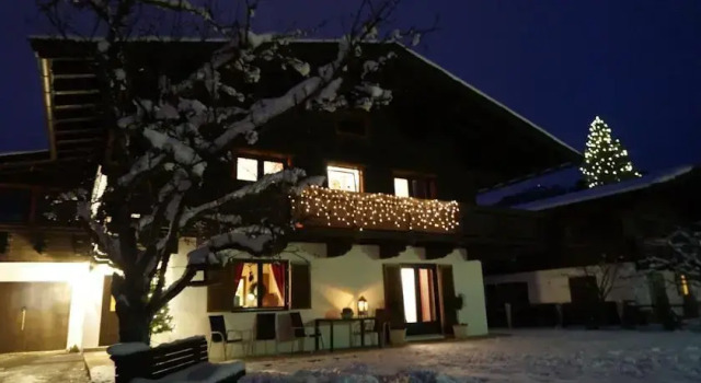 Chalet Toni, Prenota Hotel Kitzbuhel Kitzbuhel
