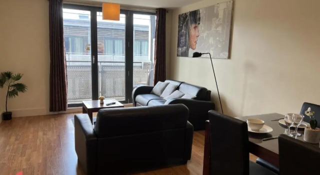 Апартаменты Spacious 2 Bedroom Arcadian Centre with Balcony & Birmingham City Centre
