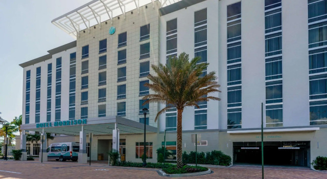 Hotel Dello Fort Lauderdale Airport, Tapestry Collection by Hilton