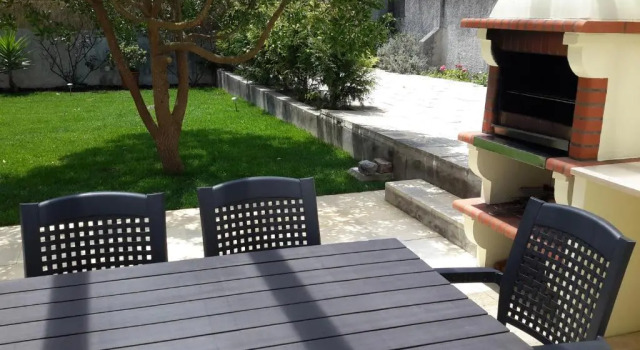 Коттедж с 5 комнатами Casa Palheiro Amarelo da Biarritz