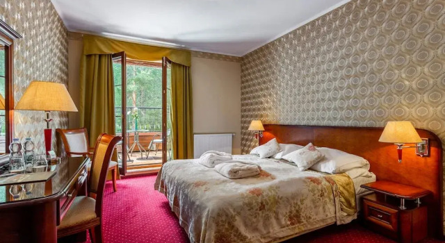 Двухместный номер Deluxe с балконом Hotel - Dworek Tryumf