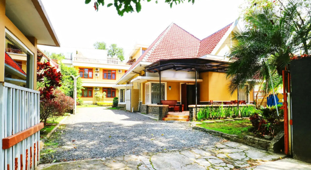 Armyn Guesthouse